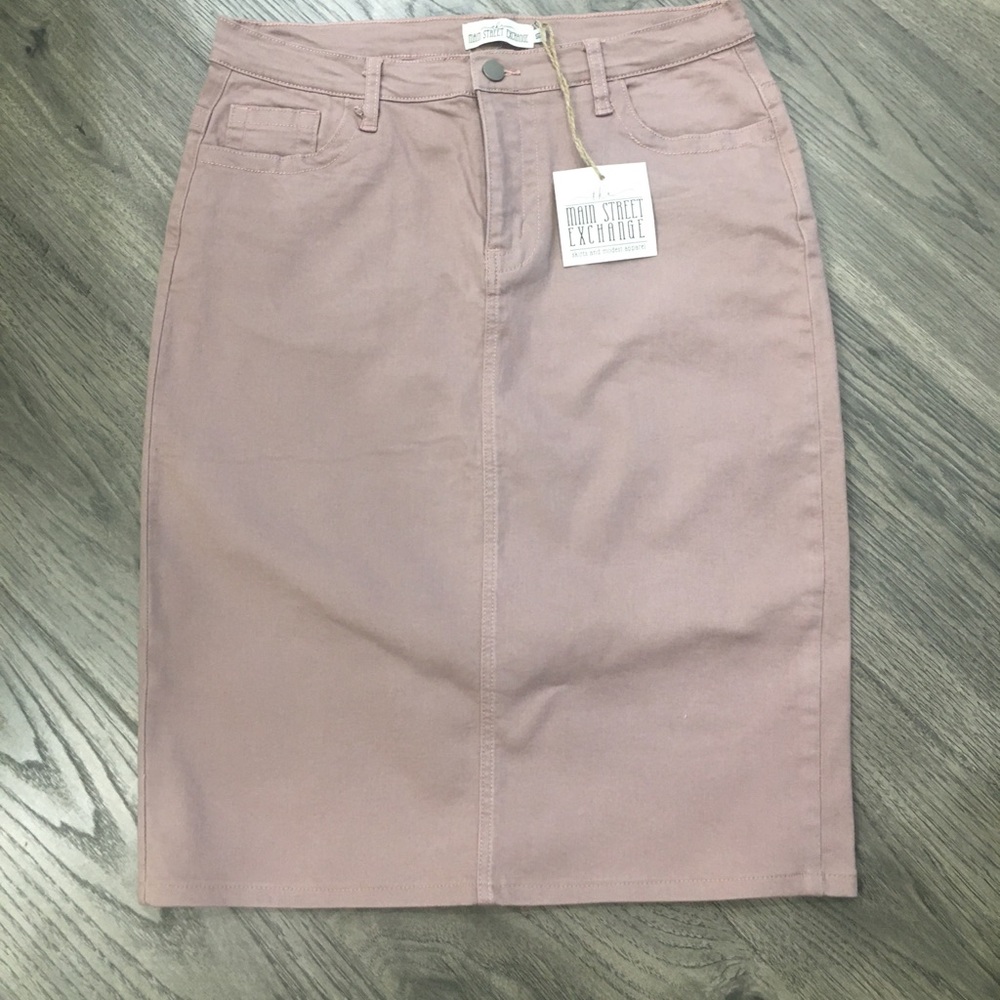 Denim skirt mauve color